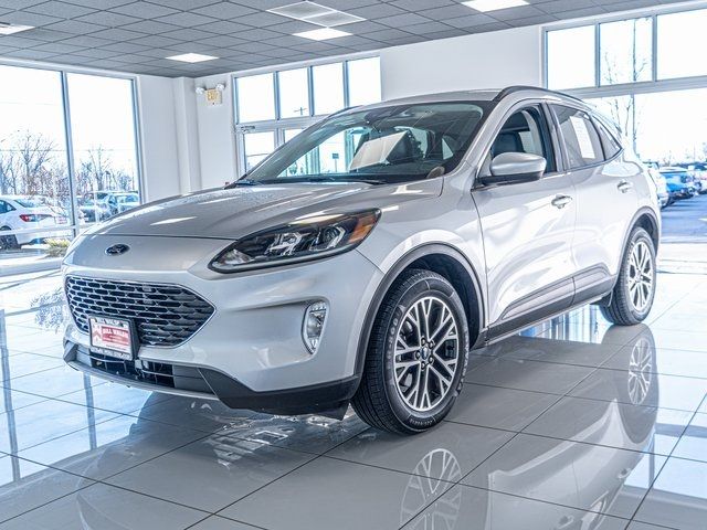 2020 Ford Escape SEL