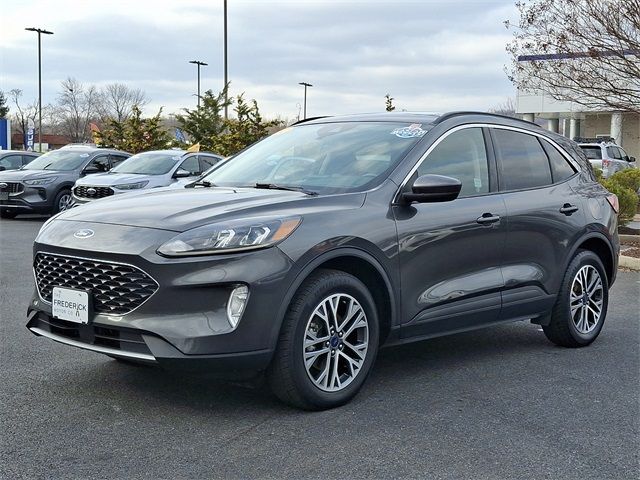 2020 Ford Escape SEL