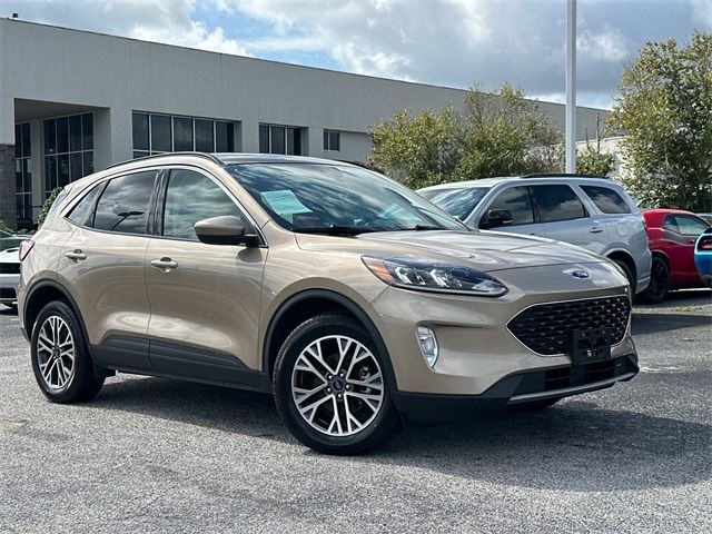 2020 Ford Escape SEL