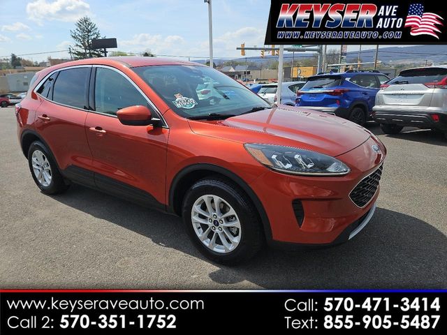 2020 Ford Escape SE