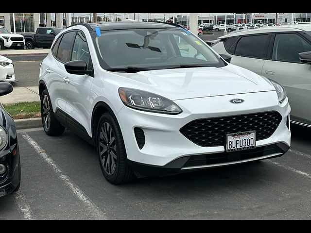 2020 Ford Escape Hybrid SE Sport