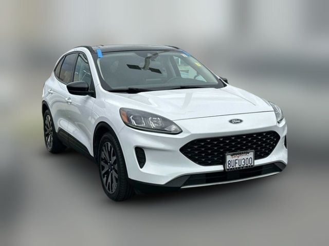 2020 Ford Escape Hybrid SE Sport