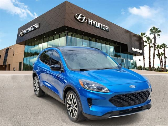 2020 Ford Escape Hybrid SE Sport