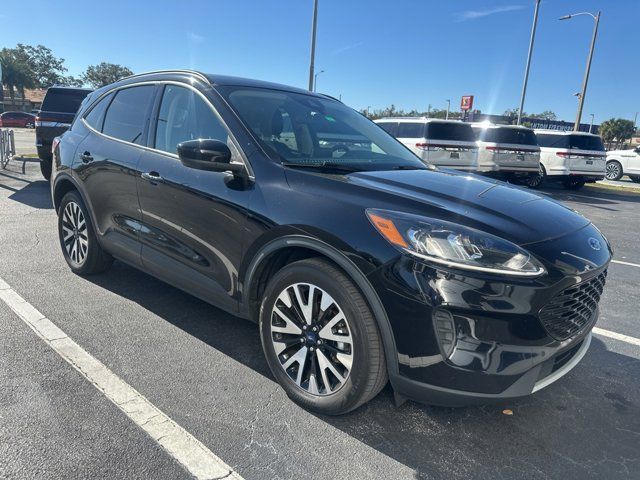 2020 Ford Escape Hybrid SE Sport