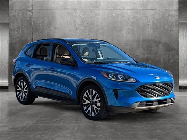 2020 Ford Escape Hybrid SE Sport