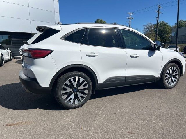 2020 Ford Escape Hybrid SE Sport