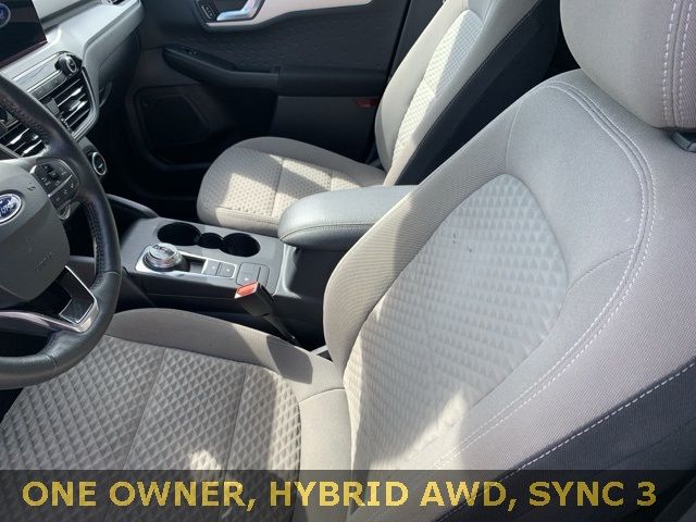 2020 Ford Escape Hybrid SE Sport