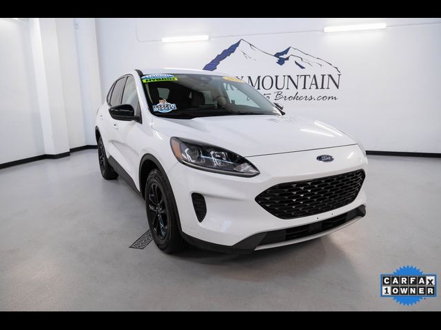 2020 Ford Escape Hybrid SE Sport