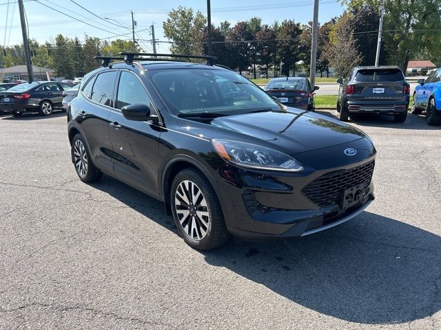 2020 Ford Escape Hybrid SE Sport