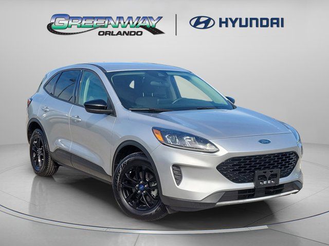 2020 Ford Escape Hybrid SE Sport