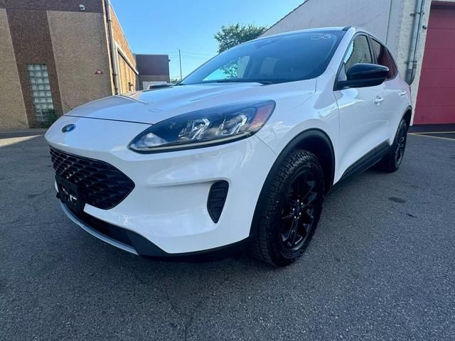 2020 Ford Escape Hybrid SE Sport