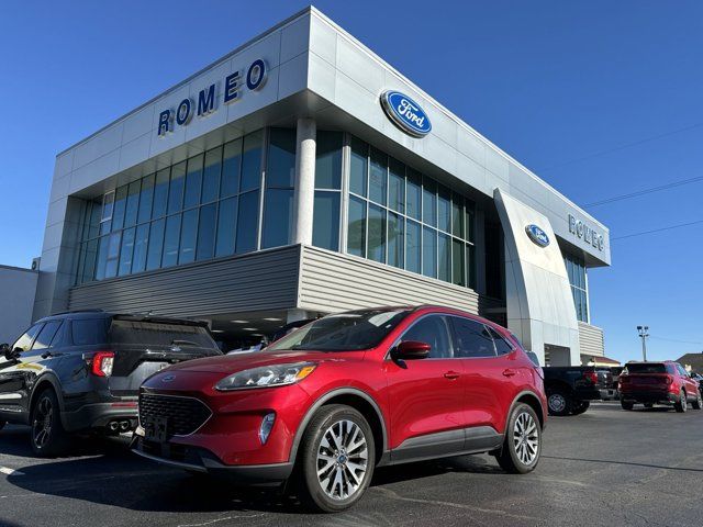 2020 Ford Escape Titanium