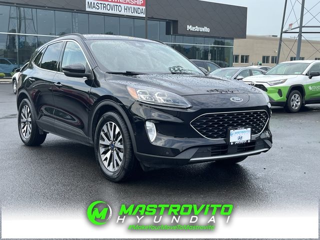 2020 Ford Escape Titanium