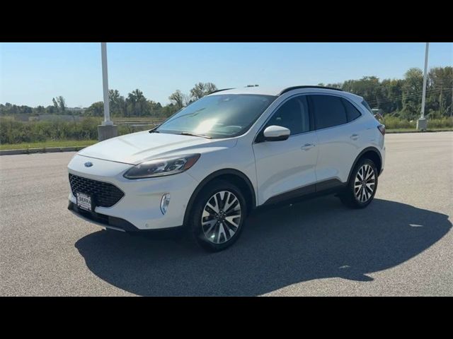 2020 Ford Escape Titanium