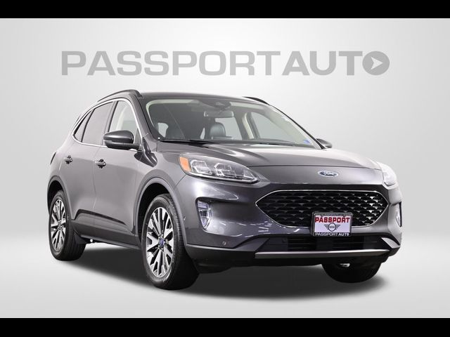 2020 Ford Escape Titanium