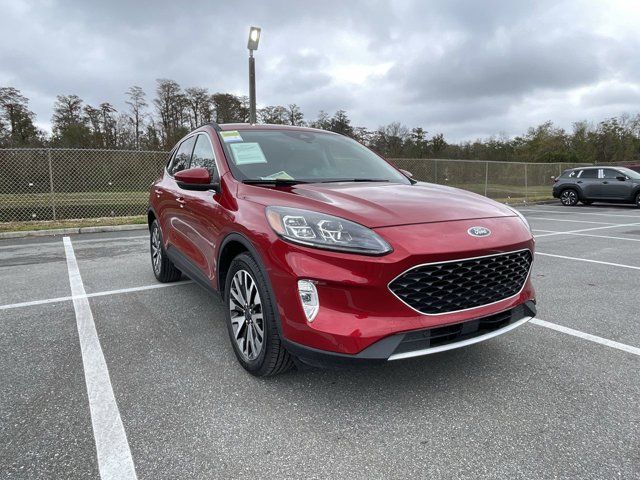 2020 Ford Escape Titanium