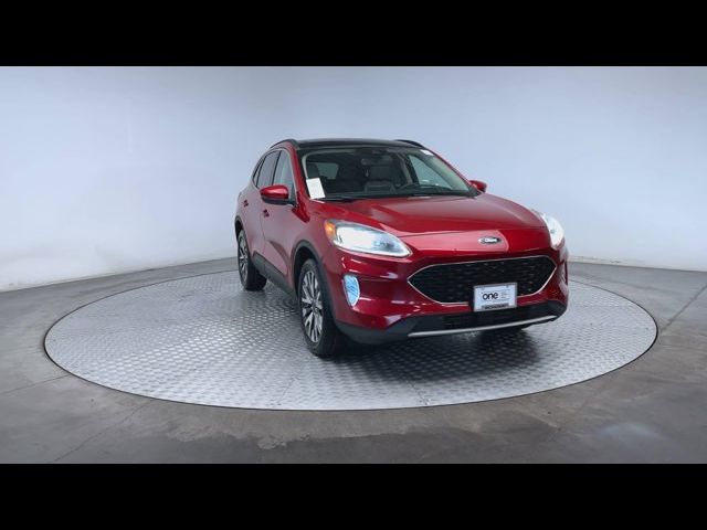 2020 Ford Escape Titanium