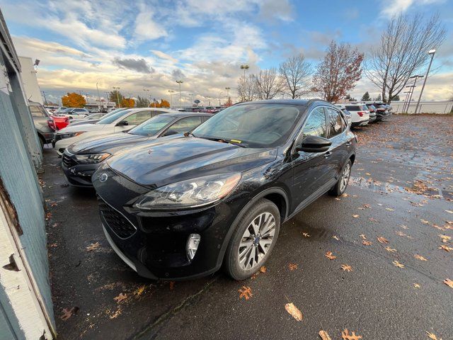 2020 Ford Escape Titanium