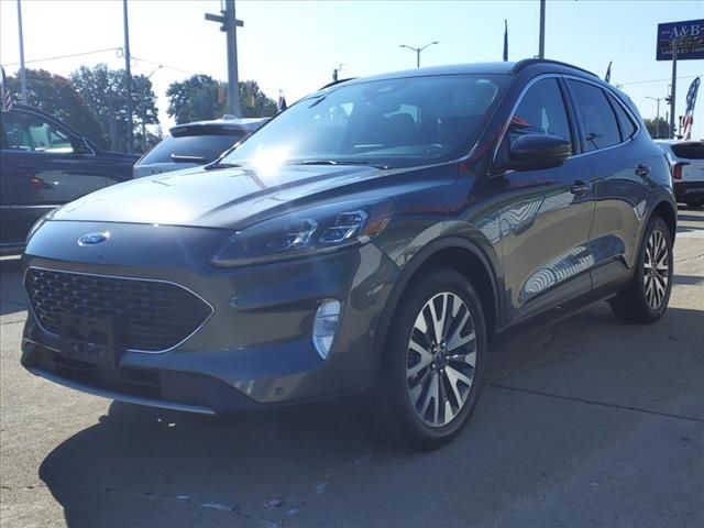 2020 Ford Escape Titanium