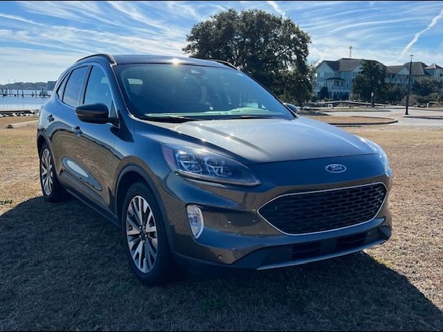 2020 Ford Escape Hybrid Titanium