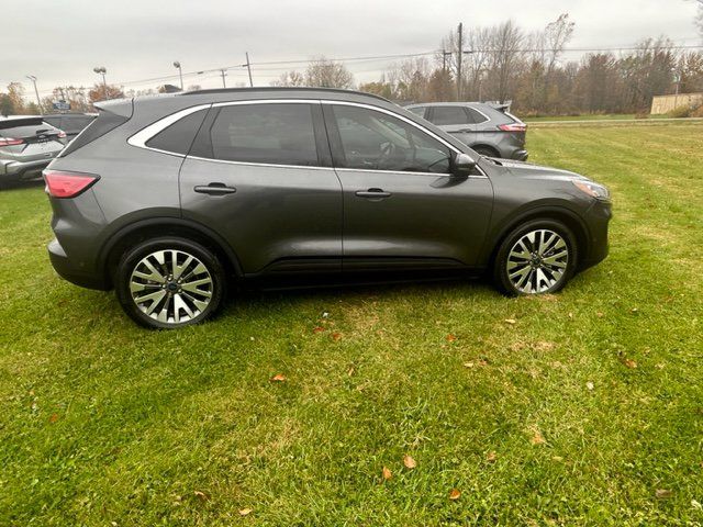 2020 Ford Escape Hybrid Titanium