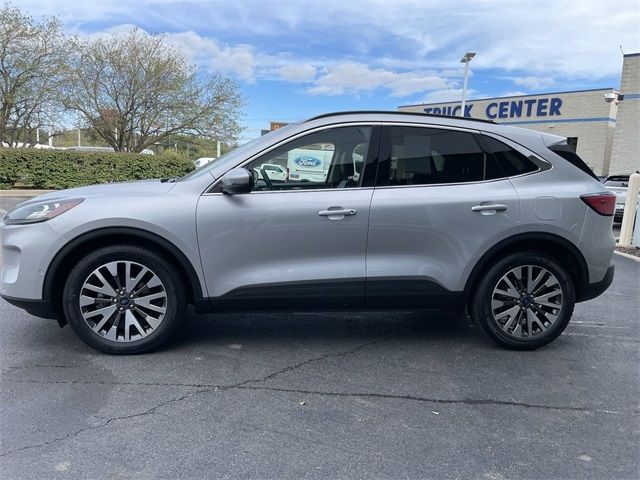 2020 Ford Escape Hybrid Titanium