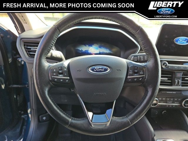 2020 Ford Escape Hybrid Titanium