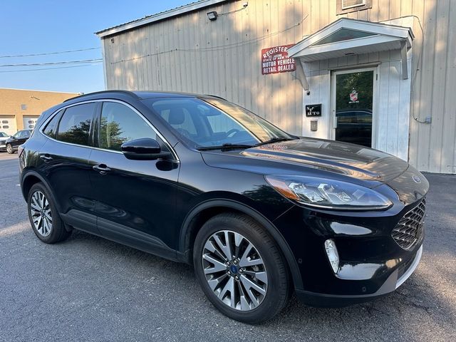 2020 Ford Escape Hybrid Titanium