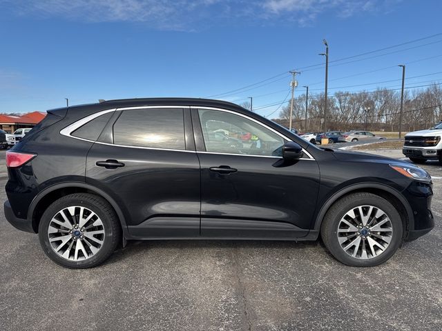 2020 Ford Escape Hybrid Titanium