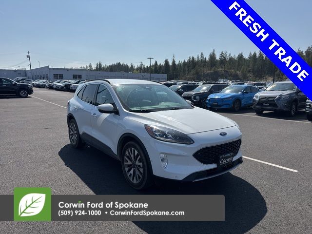 2020 Ford Escape Hybrid Titanium
