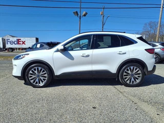 2020 Ford Escape Hybrid Titanium