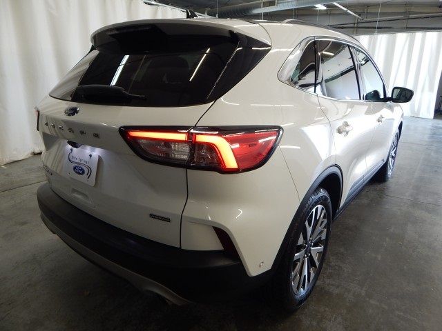 2020 Ford Escape Hybrid Titanium