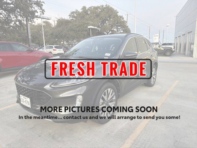 2020 Ford Escape Hybrid Titanium