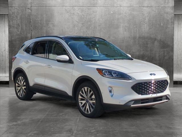 2020 Ford Escape Hybrid Titanium