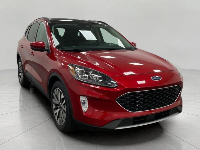 2020 Ford Escape Hybrid Titanium