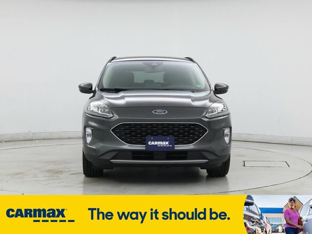 2020 Ford Escape Hybrid Titanium
