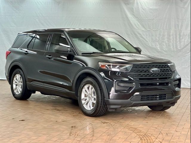 2020 Ford Explorer Base