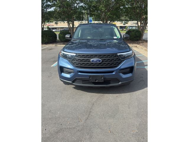 2020 Ford Explorer Base