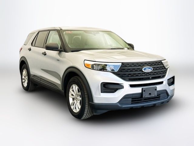 2020 Ford Explorer Base