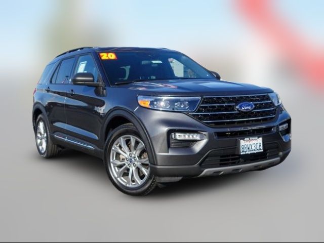 2020 Ford Explorer XLT