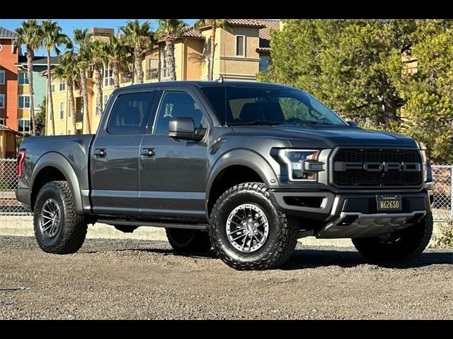 2020 Ford F-150 Raptor