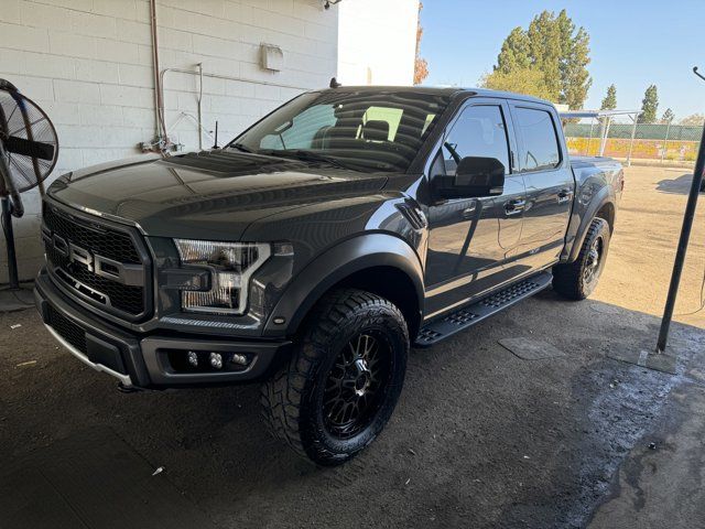 2020 Ford F-150 Raptor