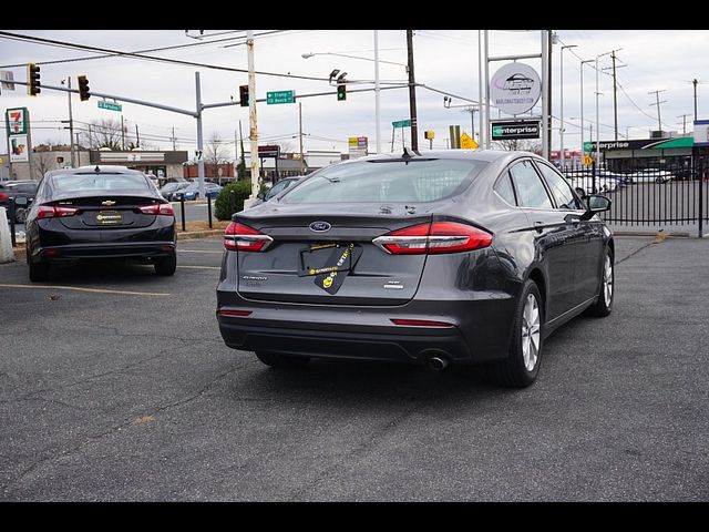 2020 Ford Fusion SE