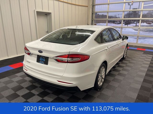 2020 Ford Fusion SE