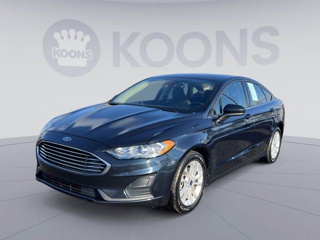 2020 Ford Fusion SE