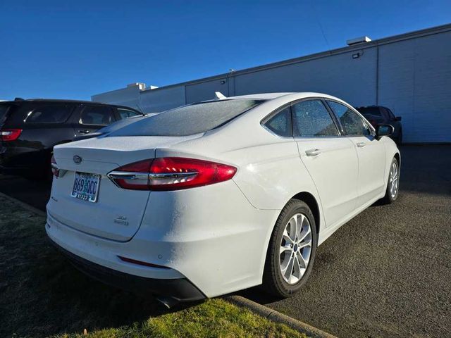 2020 Ford Fusion SE