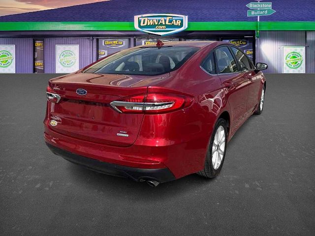 2020 Ford Fusion SE