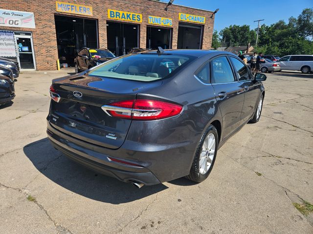 2020 Ford Fusion SE