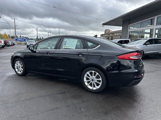 2020 Ford Fusion SE