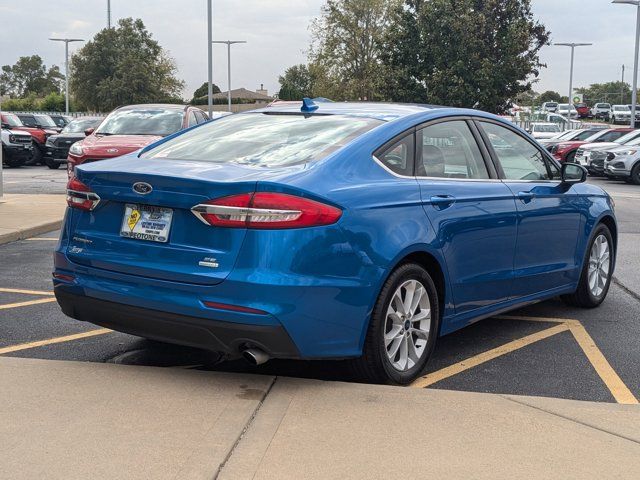 2020 Ford Fusion SE